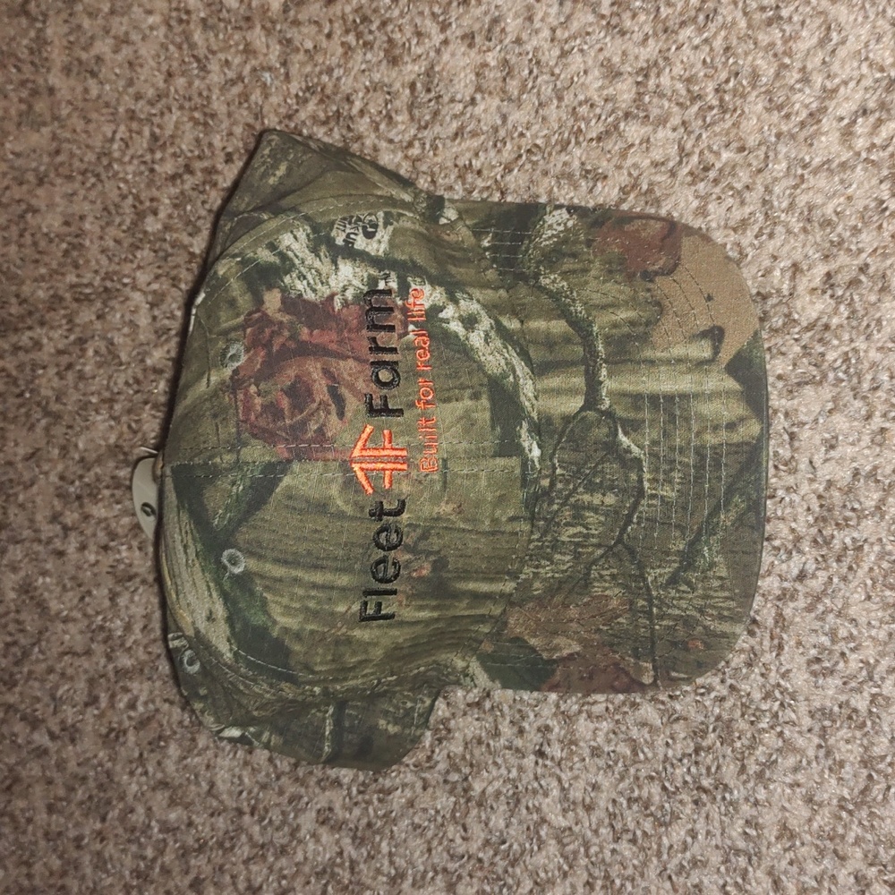 Mossy Oak Fleet Farm Camouflage Adjustable Hat ~ New